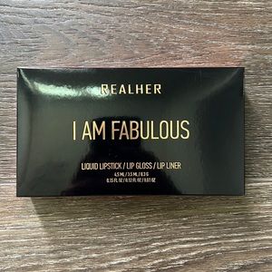 REALHER I am Fabulous Lip Set